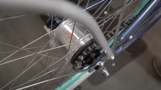 Shimano Nexus 7-speed hub.